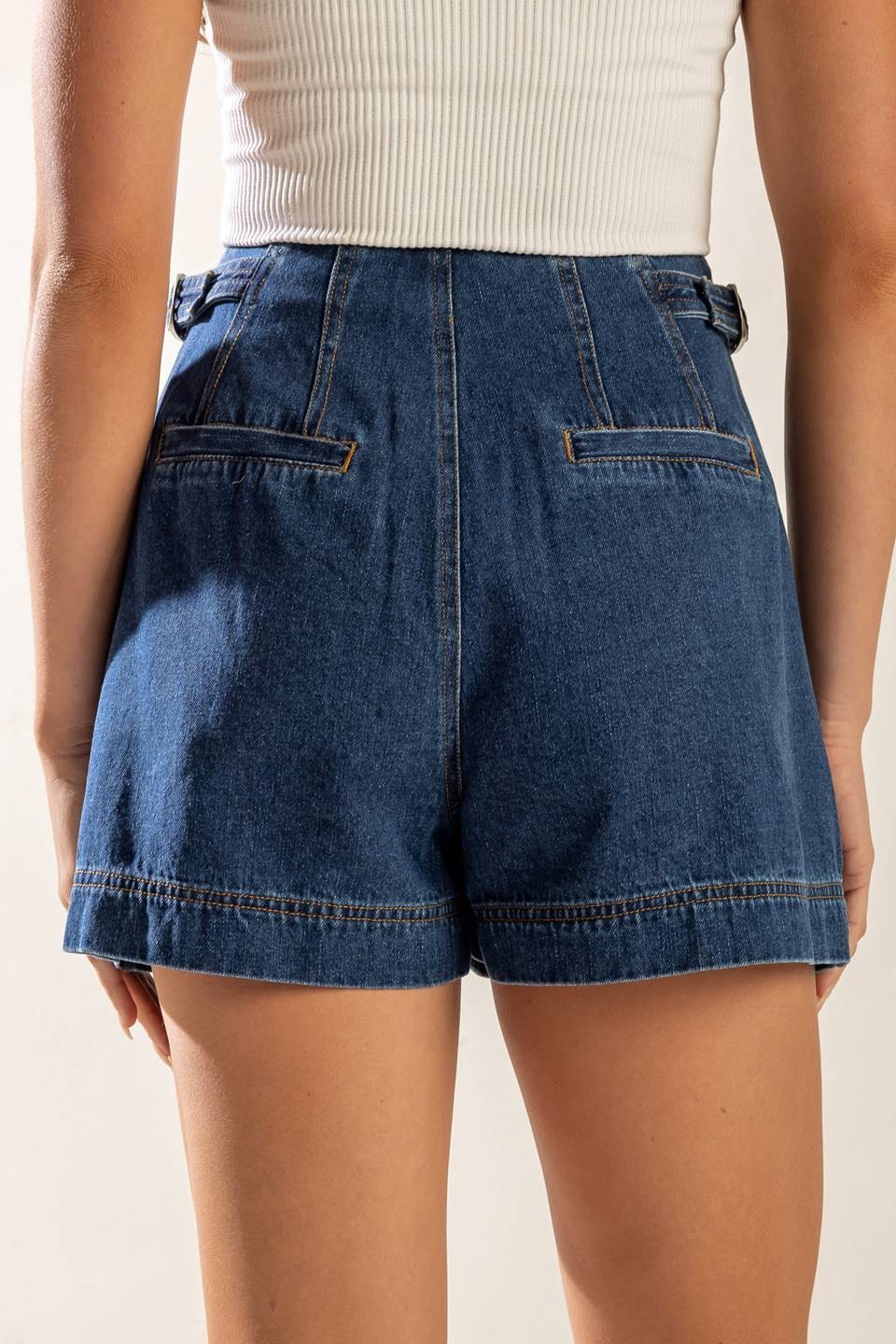 SHORT REBBECCA