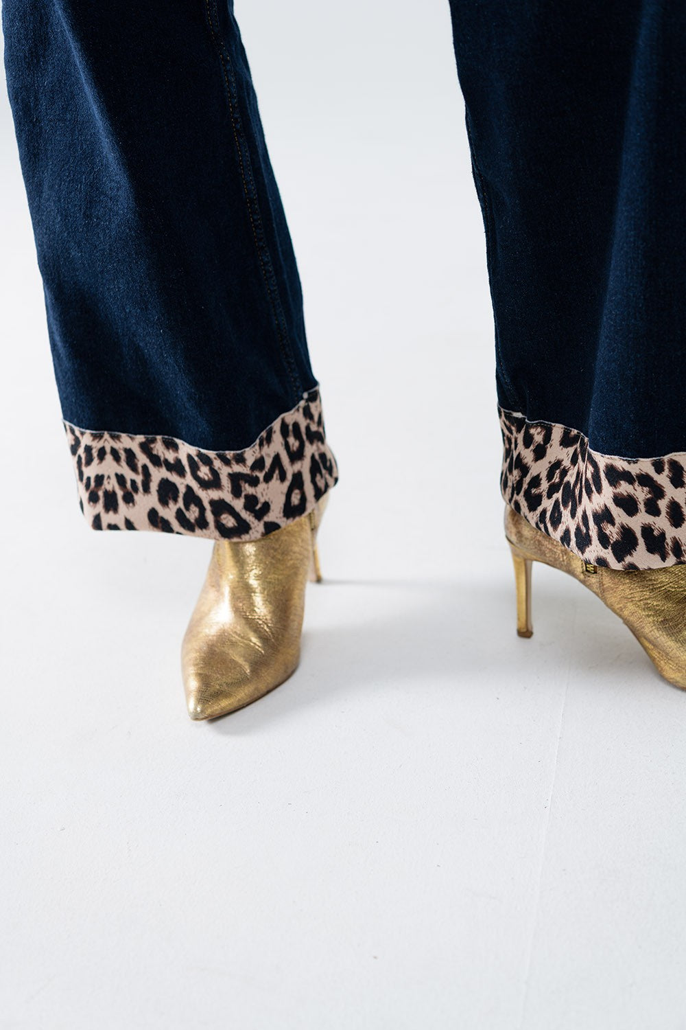 JEANS CUFFED ANIMALPRINT