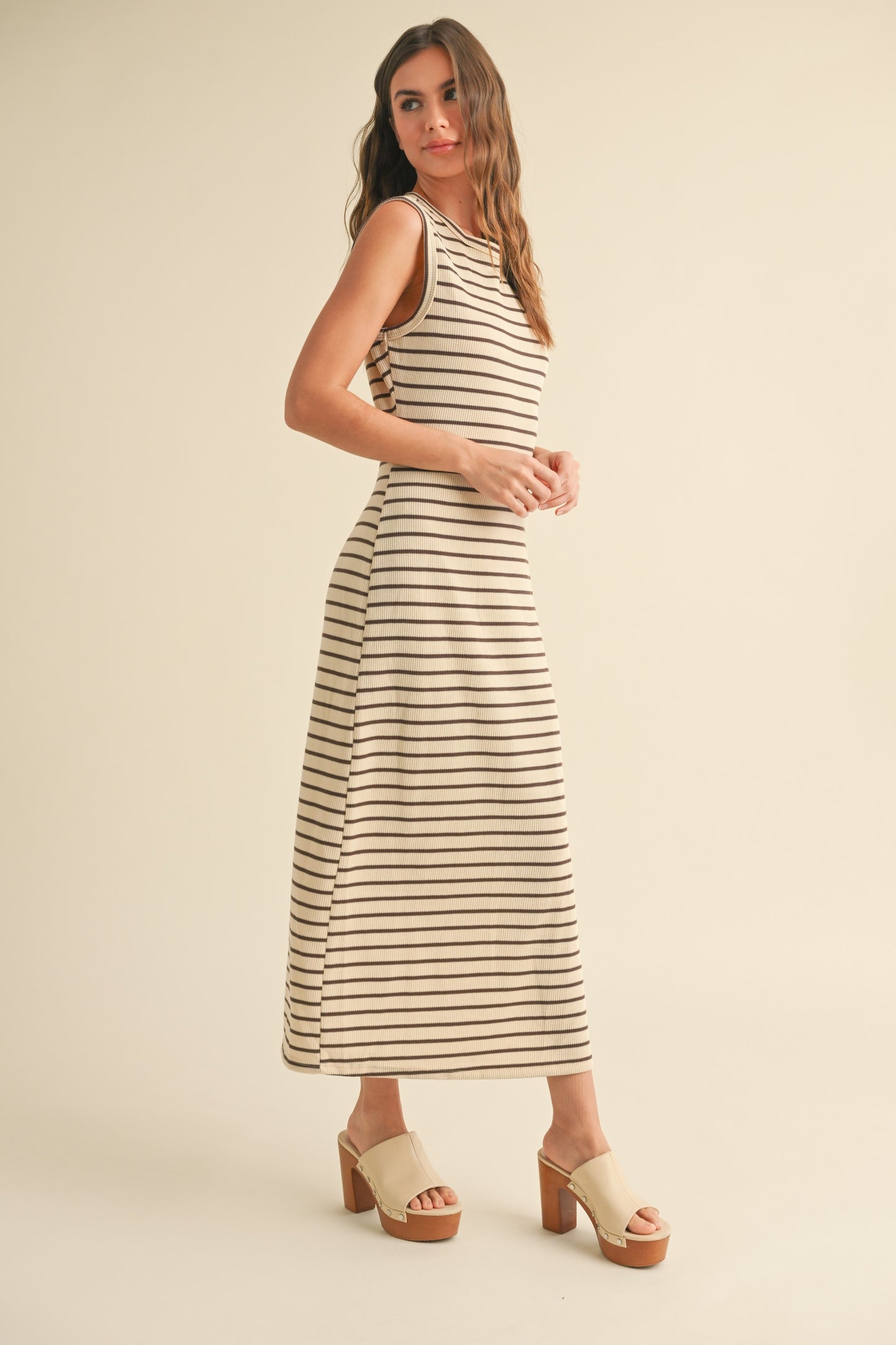 VESTIDO EMILIA