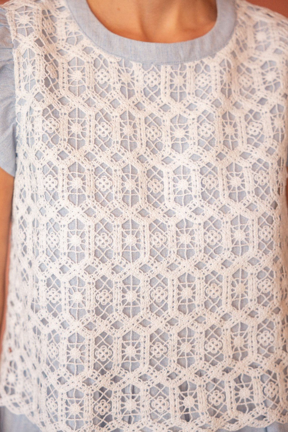 BLUSA ENCAJE DENIM
