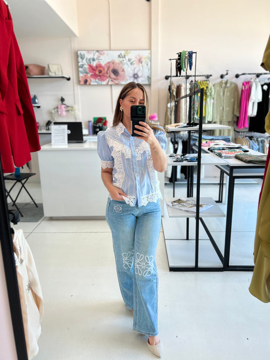 BLUSA AZUL ENCAJE