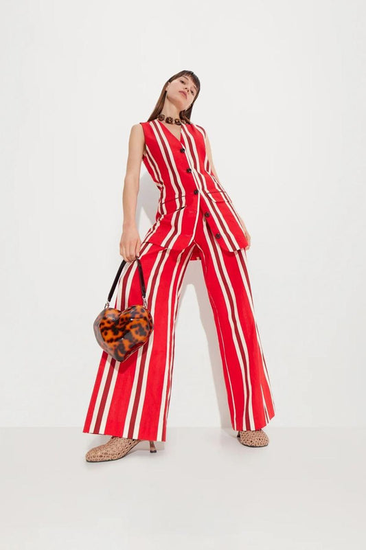 CONJUNTO ROJO CON LINEAS